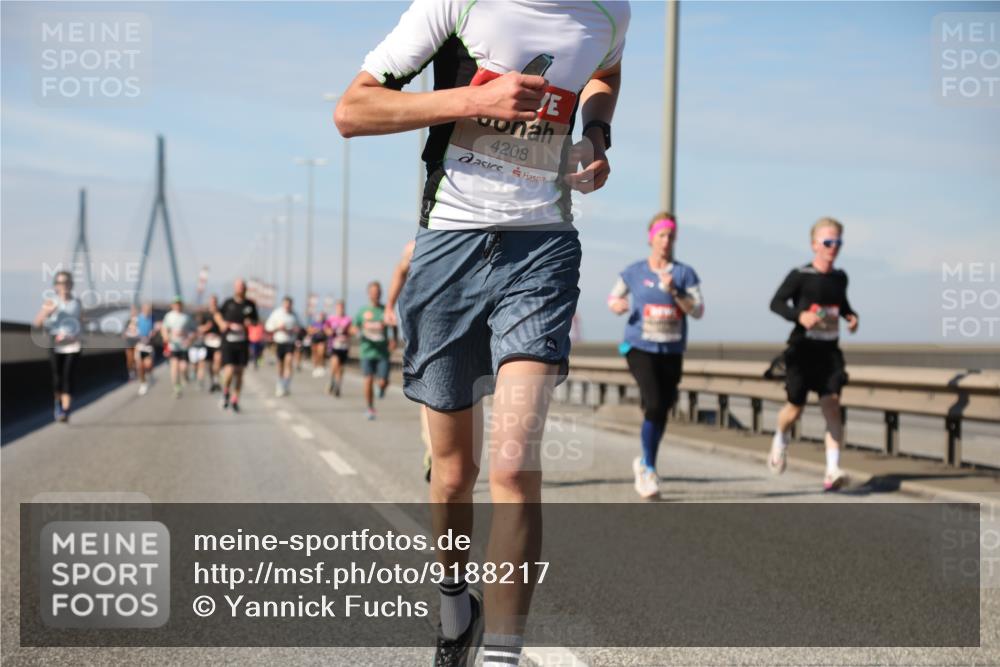 03.10.2025 - Köhlbrandbrückenlauf Yannick Fuchs http://msf.ph/oto/9188217 03.10.2025 11:47:06 Position 3 4208 meine-sportfotos.de