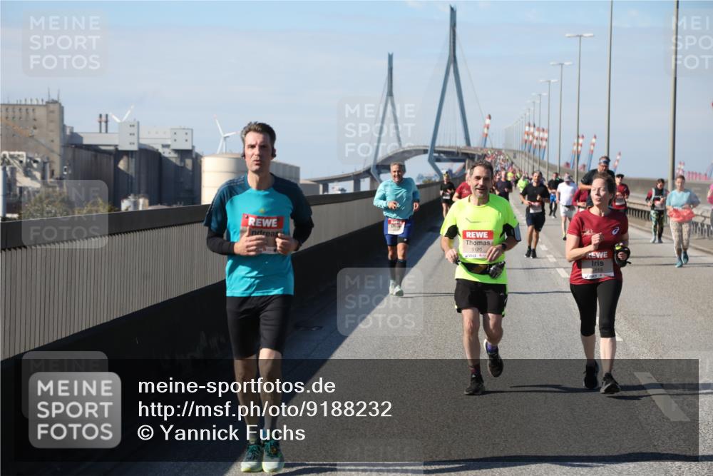 03.10.2025 - Köhlbrandbrückenlauf Yannick Fuchs http://msf.ph/oto/9188232 03.10.2025 12:07:33 Position 3 5120, 5119 meine-sportfotos.de
