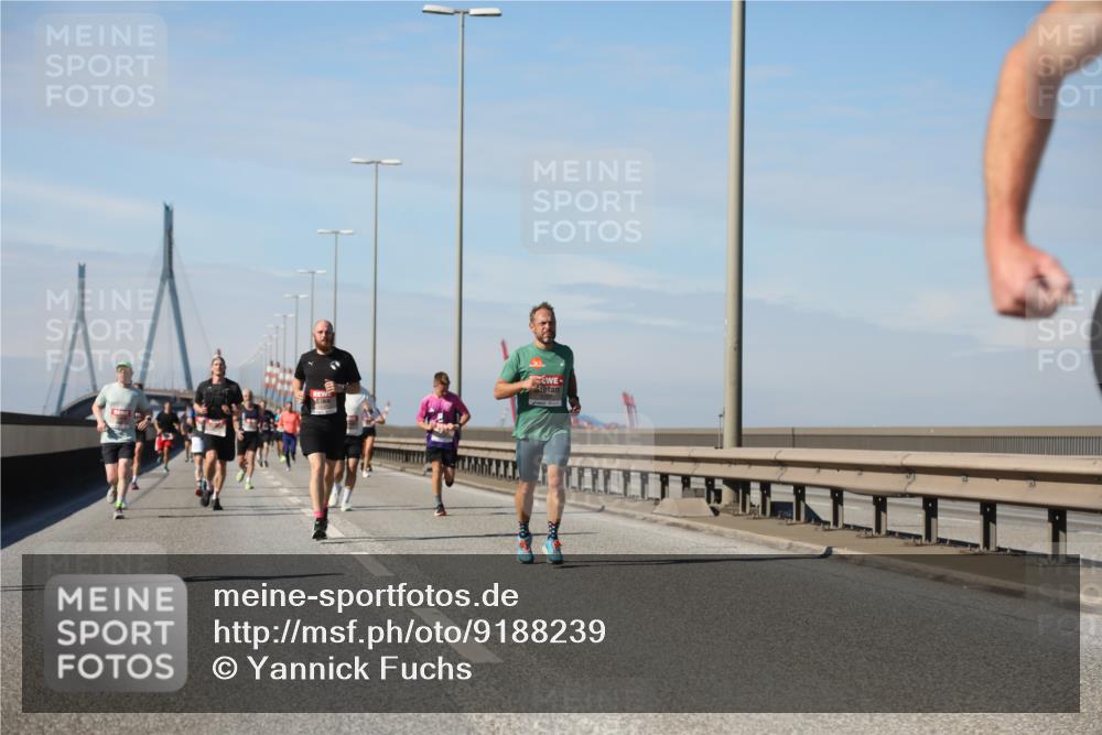 03.10.2025 - Köhlbrandbrückenlauf Yannick Fuchs http://msf.ph/oto/9188239 03.10.2025 11:47:09 Position 3  meine-sportfotos.de