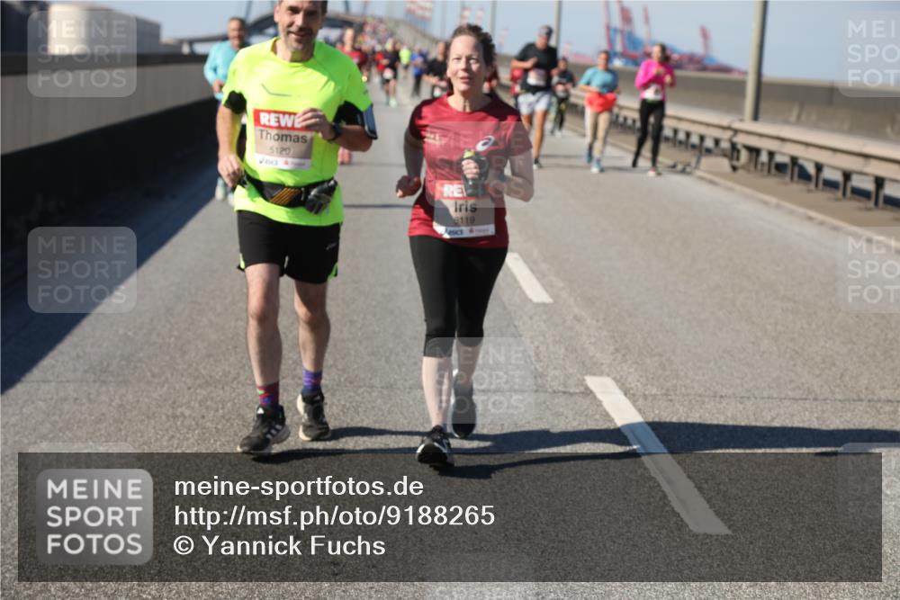 03.10.2025 - Köhlbrandbrückenlauf Yannick Fuchs http://msf.ph/oto/9188265 03.10.2025 12:07:35 Position 3 5120, 6119 meine-sportfotos.de