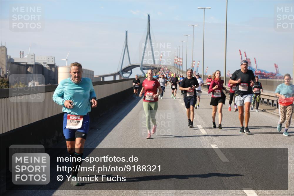 03.10.2025 - Köhlbrandbrückenlauf Yannick Fuchs http://msf.ph/oto/9188321 03.10.2025 12:07:39 Position 3 5222 meine-sportfotos.de