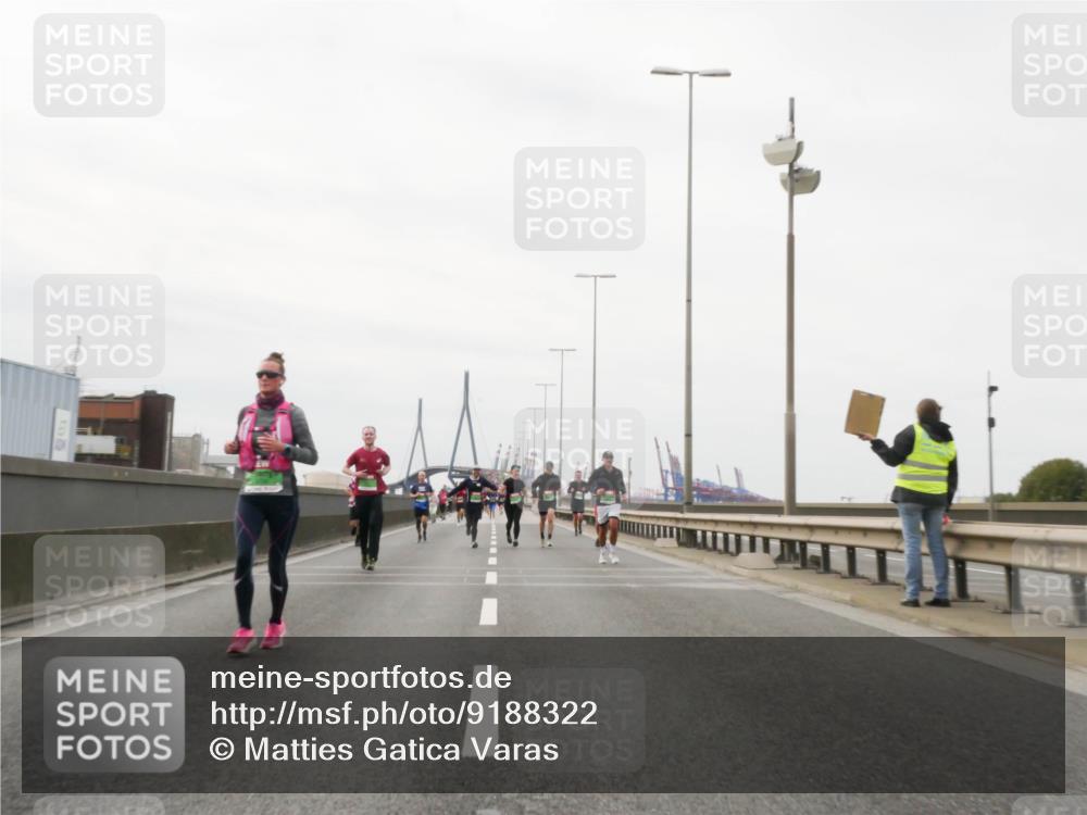 03.10.2025 - Köhlbrandbrückenlauf Matties Gatica Varas http://msf.ph/oto/9188322 03.10.2025 15:53:45 Position 3  meine-sportfotos.de