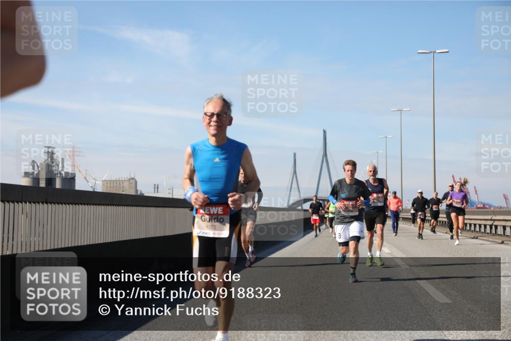03.10.2025 - Köhlbrandbrückenlauf Yannick Fuchs http://msf.ph/oto/9188323 03.10.2025 11:47:16 Position 3 4372, 13 meine-sportfotos.de