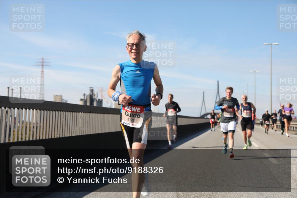 03.10.2025 - Köhlbrandbrückenlauf Yannick Fuchs http://msf.ph/oto/9188326 03.10.2025 11:47:17 Position 3 4372 meine-sportfotos.de