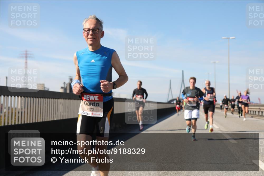 03.10.2025 - Köhlbrandbrückenlauf Yannick Fuchs http://msf.ph/oto/9188329 03.10.2025 11:47:17 Position 3 4372 meine-sportfotos.de