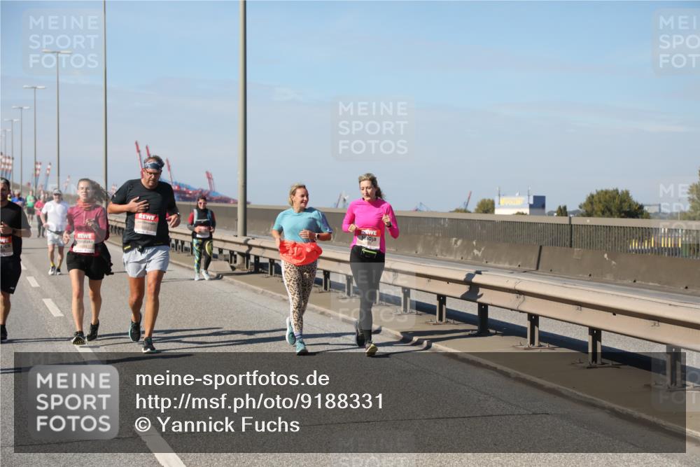 03.10.2025 - Köhlbrandbrückenlauf Yannick Fuchs http://msf.ph/oto/9188331 03.10.2025 12:07:41 Position 3  meine-sportfotos.de
