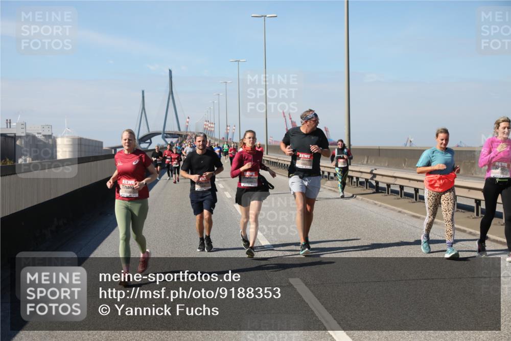 03.10.2025 - Köhlbrandbrückenlauf Yannick Fuchs http://msf.ph/oto/9188353 03.10.2025 12:07:42 Position 3 5030, 5151 meine-sportfotos.de