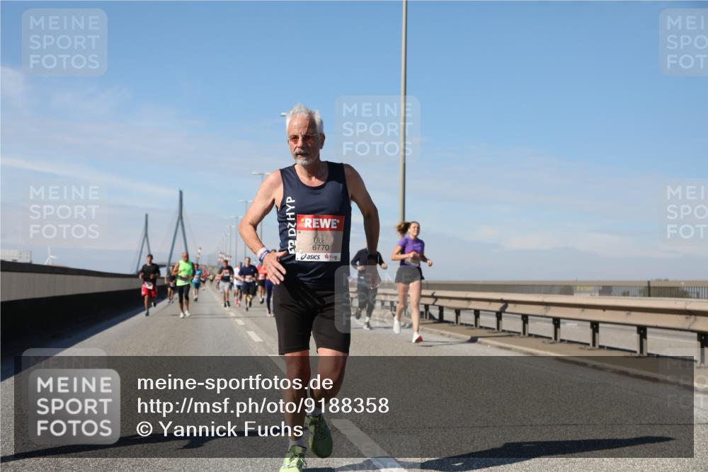 03.10.2025 - Köhlbrandbrückenlauf Yannick Fuchs http://msf.ph/oto/9188358 03.10.2025 11:47:19 Position 3  meine-sportfotos.de