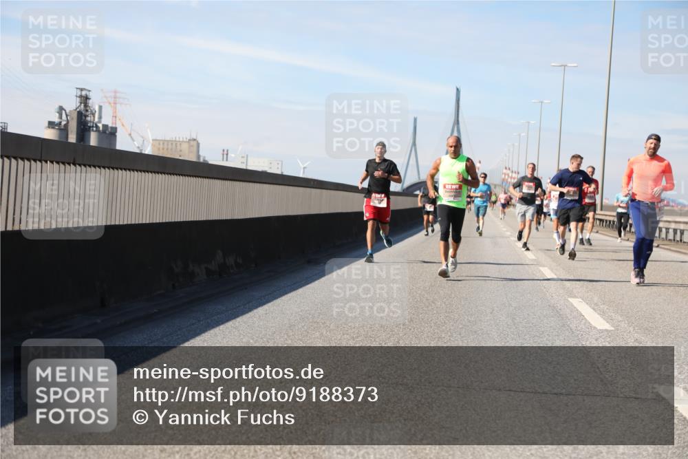 03.10.2025 - Köhlbrandbrückenlauf Yannick Fuchs http://msf.ph/oto/9188373 03.10.2025 11:47:22 Position 3  meine-sportfotos.de