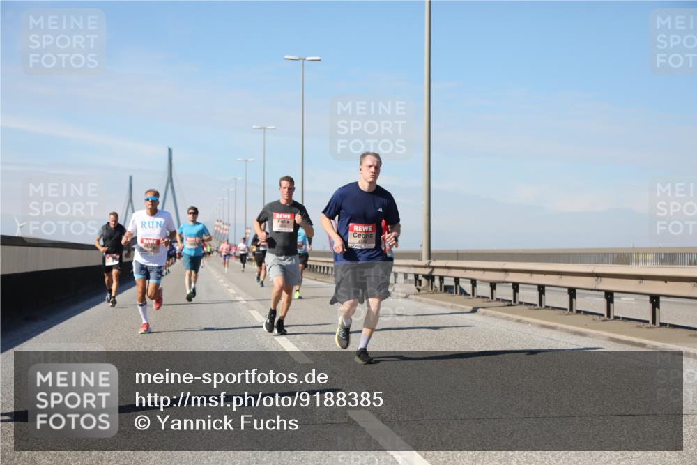03.10.2025 - Köhlbrandbrückenlauf Yannick Fuchs http://msf.ph/oto/9188385 03.10.2025 11:47:26 Position 3  meine-sportfotos.de