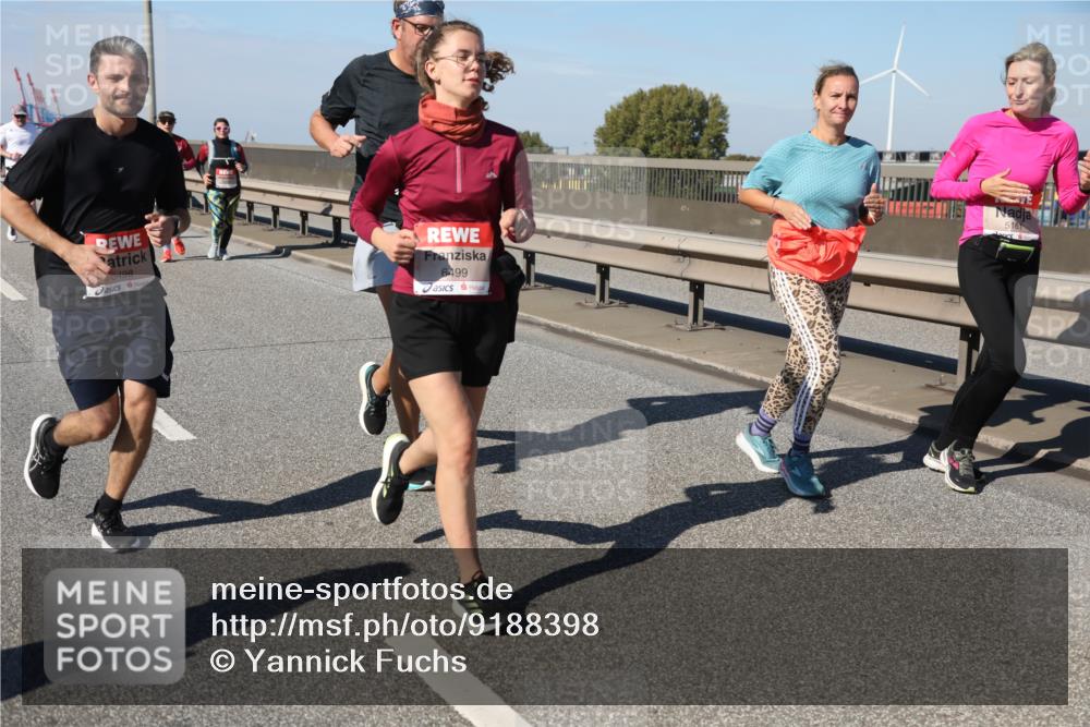 03.10.2025 - Köhlbrandbrückenlauf Yannick Fuchs http://msf.ph/oto/9188398 03.10.2025 12:07:45 Position 3 498, 6499, 5161 meine-sportfotos.de
