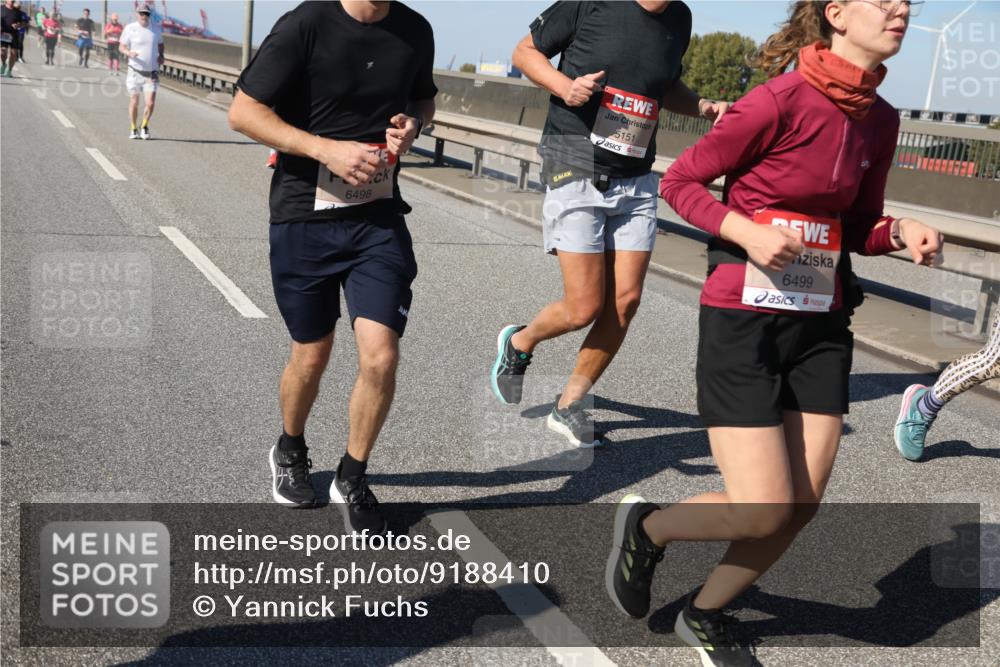 03.10.2025 - Köhlbrandbrückenlauf Yannick Fuchs http://msf.ph/oto/9188410 03.10.2025 12:07:45 Position 3 6498, 5151, 6499 meine-sportfotos.de