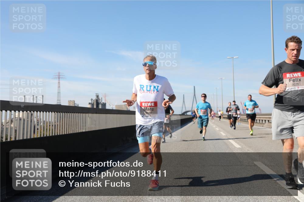 03.10.2025 - Köhlbrandbrückenlauf Yannick Fuchs http://msf.ph/oto/9188411 03.10.2025 11:47:29 Position 3 6025, 4109 meine-sportfotos.de