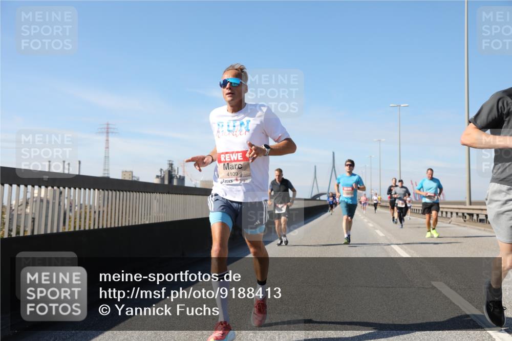 03.10.2025 - Köhlbrandbrückenlauf Yannick Fuchs http://msf.ph/oto/9188413 03.10.2025 11:47:29 Position 3 4109 meine-sportfotos.de