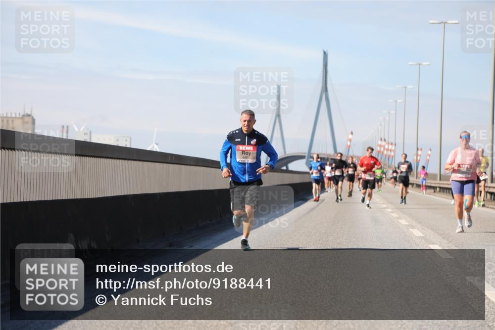 03.10.2025 - Köhlbrandbrückenlauf Yannick Fuchs http://msf.ph/oto/9188441 03.10.2025 11:47:36 Position 3 6470 meine-sportfotos.de