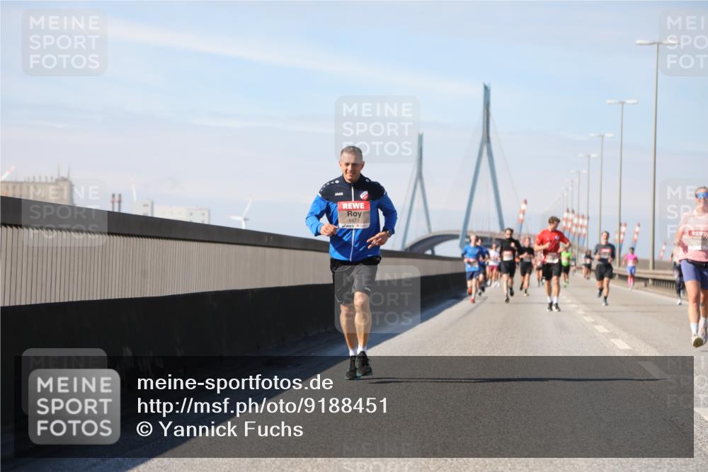 03.10.2025 - Köhlbrandbrückenlauf Yannick Fuchs http://msf.ph/oto/9188451 03.10.2025 11:47:36 Position 3 6470 meine-sportfotos.de