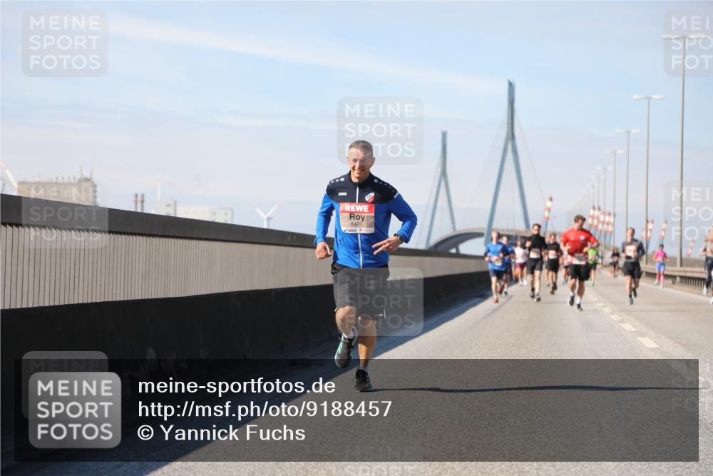 03.10.2025 - Köhlbrandbrückenlauf Yannick Fuchs http://msf.ph/oto/9188457 03.10.2025 11:47:37 Position 3 6470 meine-sportfotos.de