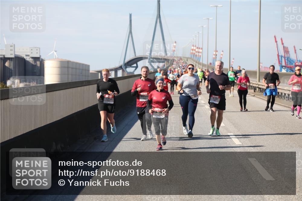 03.10.2025 - Köhlbrandbrückenlauf Yannick Fuchs http://msf.ph/oto/9188468 03.10.2025 12:07:50 Position 3  meine-sportfotos.de