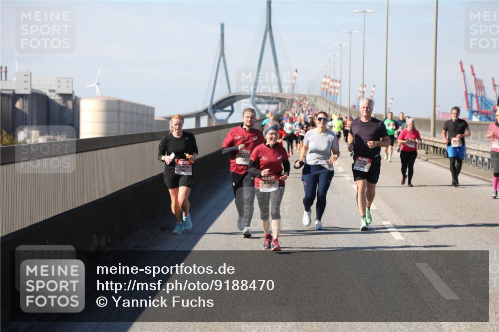 03.10.2025 - Köhlbrandbrückenlauf Yannick Fuchs http://msf.ph/oto/9188470 03.10.2025 12:07:50 Position 3  meine-sportfotos.de