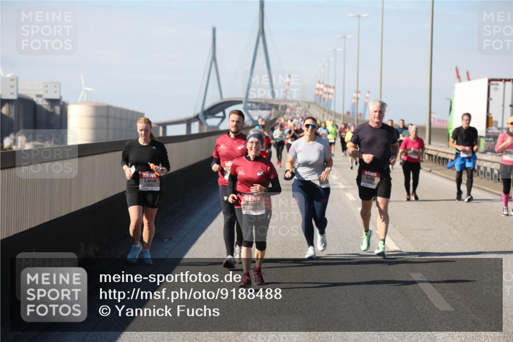 03.10.2025 - Köhlbrandbrückenlauf Yannick Fuchs http://msf.ph/oto/9188488 03.10.2025 12:07:51 Position 3  meine-sportfotos.de