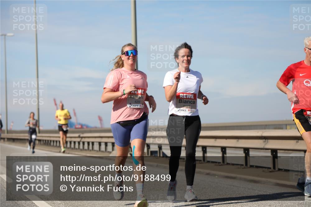 03.10.2025 - Köhlbrandbrückenlauf Yannick Fuchs http://msf.ph/oto/9188499 03.10.2025 11:47:40 Position 3 4297, 4422, 20 meine-sportfotos.de