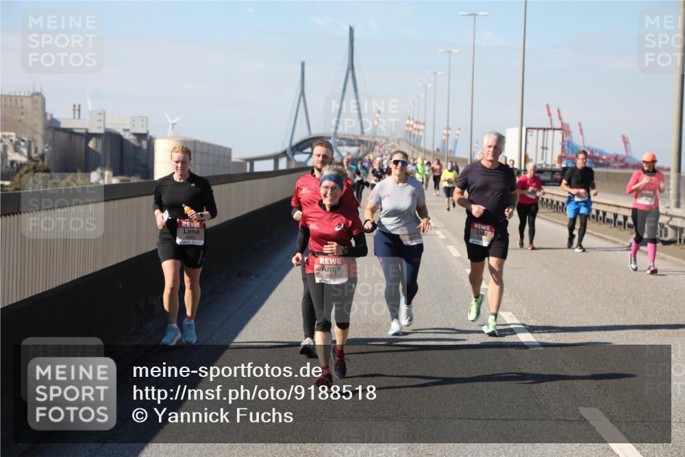 03.10.2025 - Köhlbrandbrückenlauf Yannick Fuchs http://msf.ph/oto/9188518 03.10.2025 12:07:53 Position 3 4935 meine-sportfotos.de