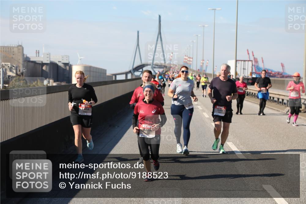 03.10.2025 - Köhlbrandbrückenlauf Yannick Fuchs http://msf.ph/oto/9188523 03.10.2025 12:07:53 Position 3 5482 meine-sportfotos.de