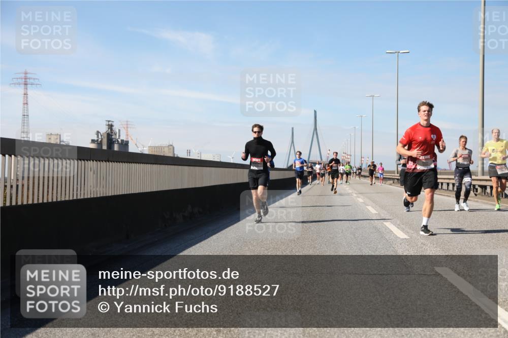03.10.2025 - Köhlbrandbrückenlauf Yannick Fuchs http://msf.ph/oto/9188527 03.10.2025 11:47:46 Position 3  meine-sportfotos.de