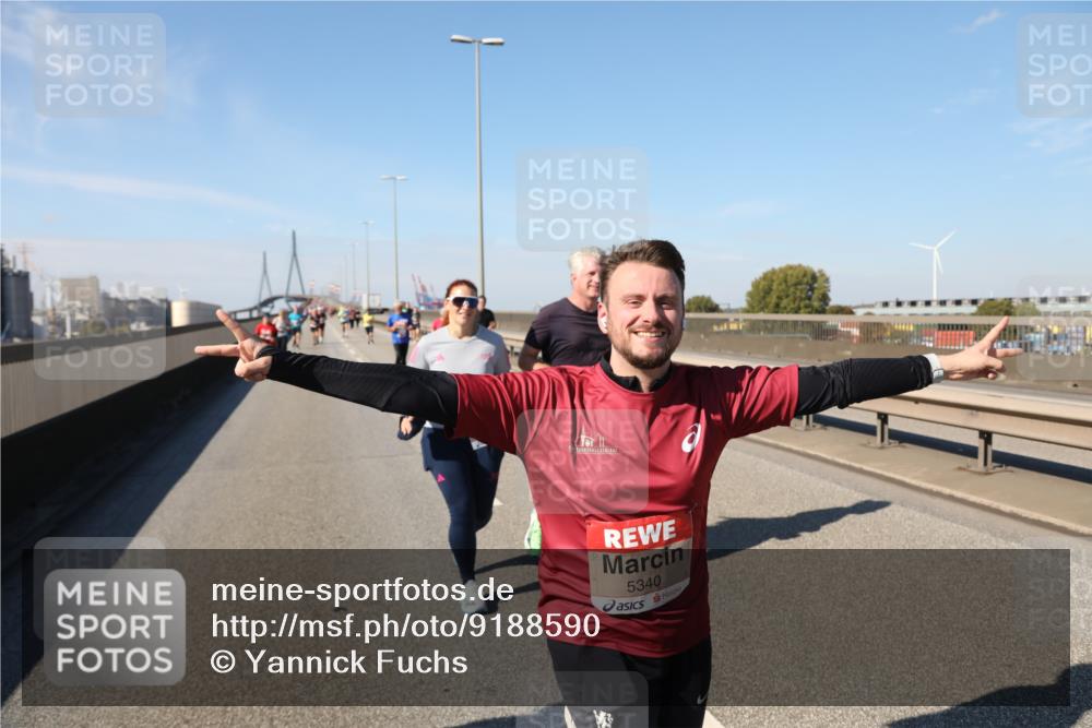 03.10.2025 - Köhlbrandbrückenlauf Yannick Fuchs http://msf.ph/oto/9188590 03.10.2025 12:07:57 Position 3 5340 meine-sportfotos.de