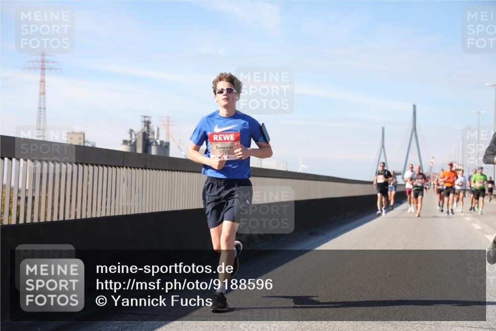 03.10.2025 - Köhlbrandbrückenlauf Yannick Fuchs http://msf.ph/oto/9188596 03.10.2025 11:47:52 Position 3 6723 meine-sportfotos.de