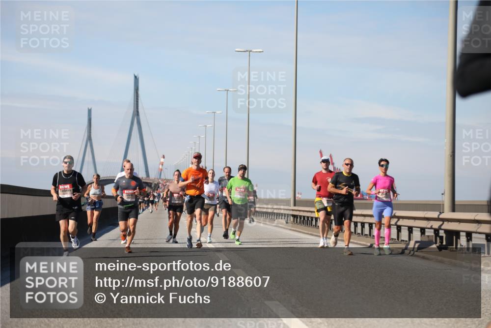 03.10.2025 - Köhlbrandbrückenlauf Yannick Fuchs http://msf.ph/oto/9188607 03.10.2025 11:47:53 Position 3  meine-sportfotos.de