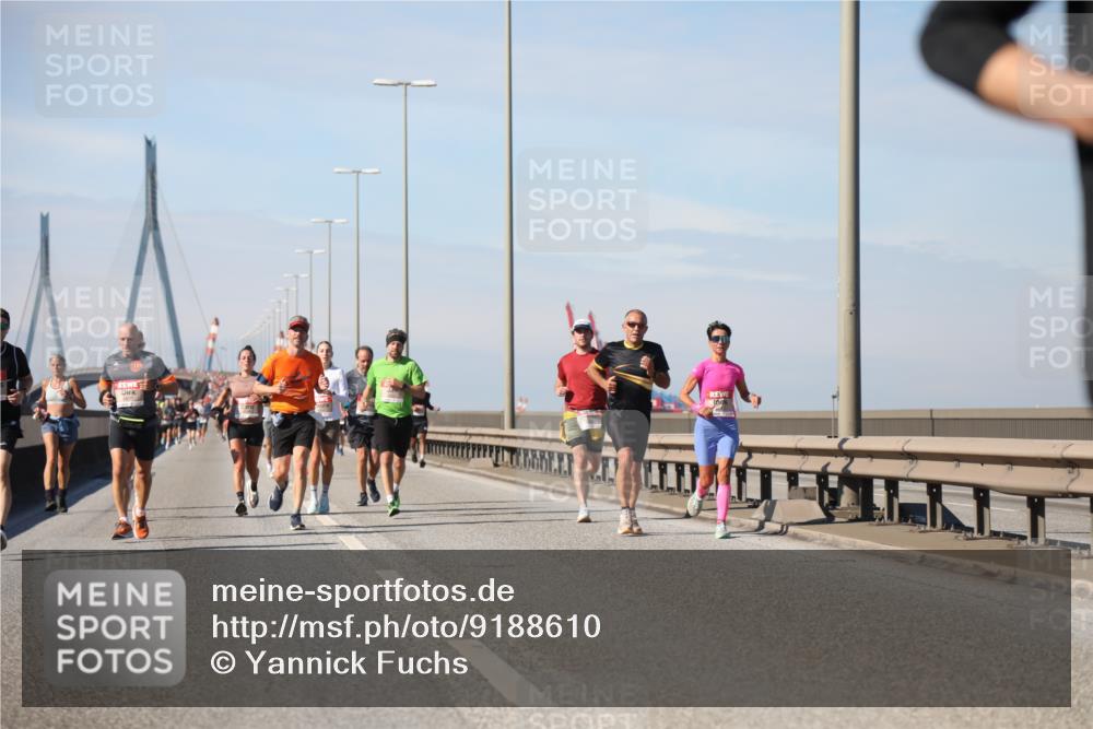 03.10.2025 - Köhlbrandbrückenlauf Yannick Fuchs http://msf.ph/oto/9188610 03.10.2025 11:47:53 Position 3  meine-sportfotos.de