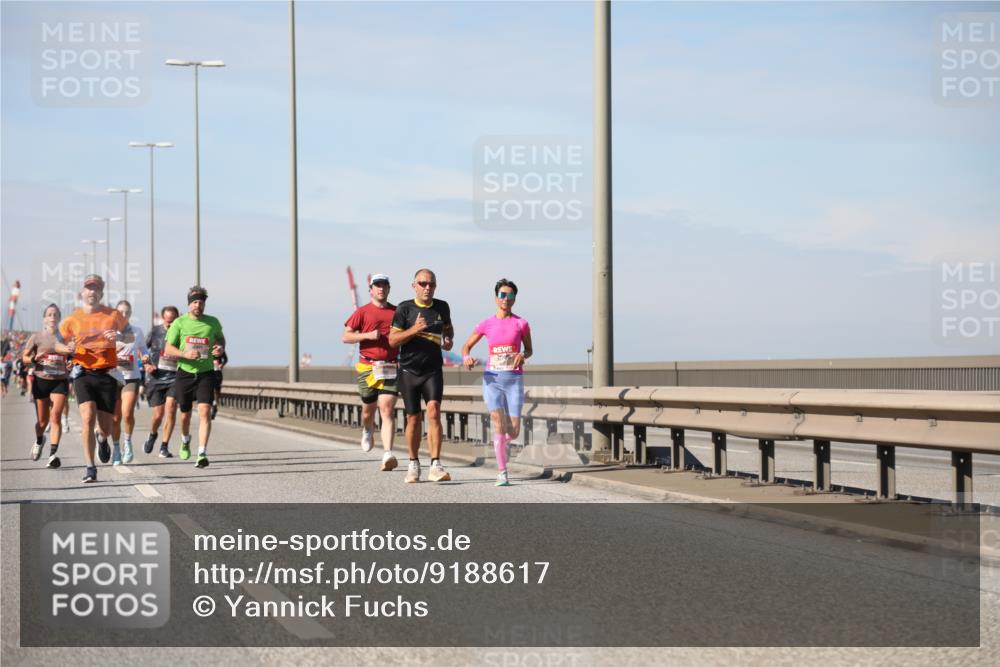 03.10.2025 - Köhlbrandbrückenlauf Yannick Fuchs http://msf.ph/oto/9188617 03.10.2025 11:47:54 Position 3  meine-sportfotos.de