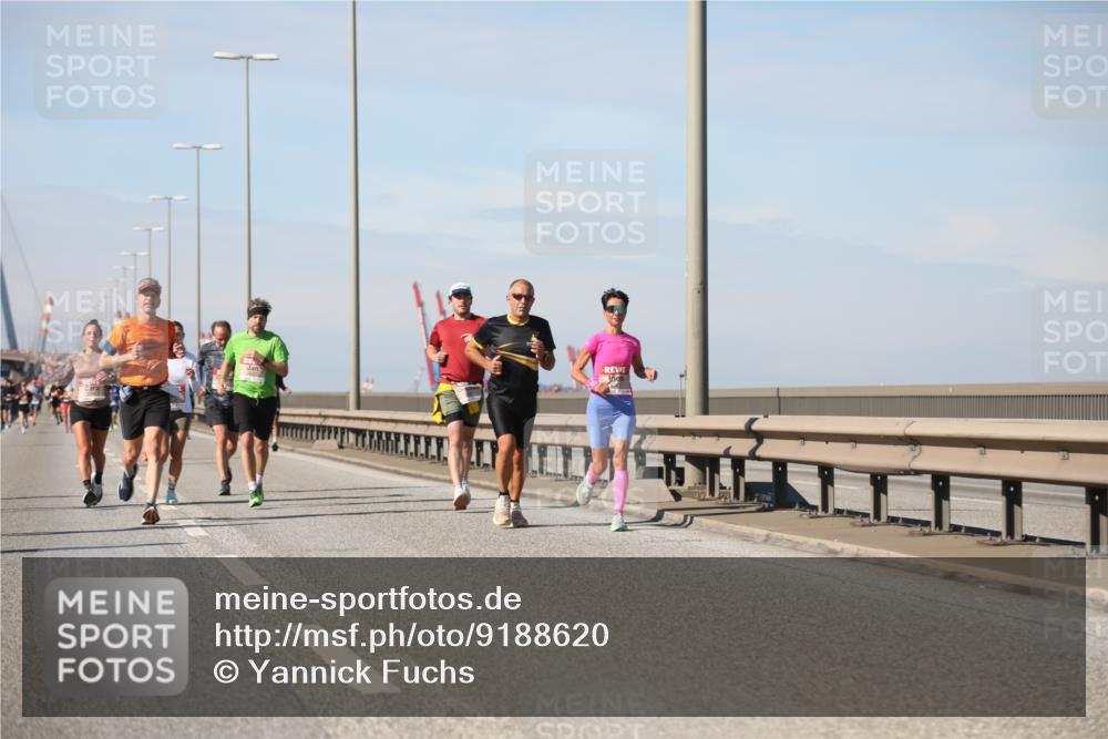 03.10.2025 - Köhlbrandbrückenlauf Yannick Fuchs http://msf.ph/oto/9188620 03.10.2025 11:47:54 Position 3  meine-sportfotos.de