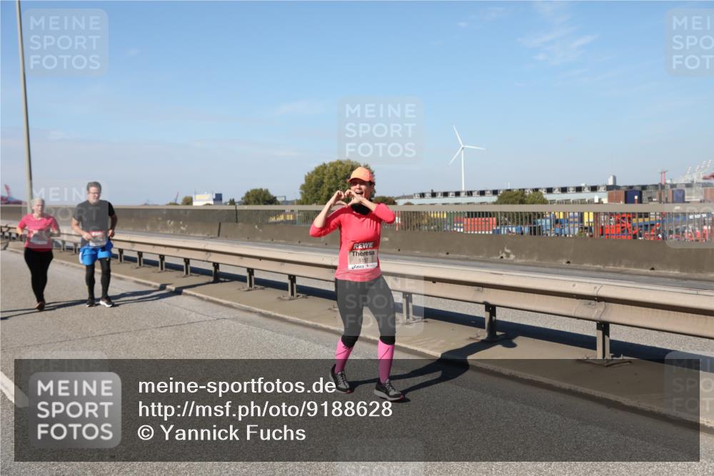 03.10.2025 - Köhlbrandbrückenlauf Yannick Fuchs http://msf.ph/oto/9188628 03.10.2025 12:07:59 Position 3 5157 meine-sportfotos.de