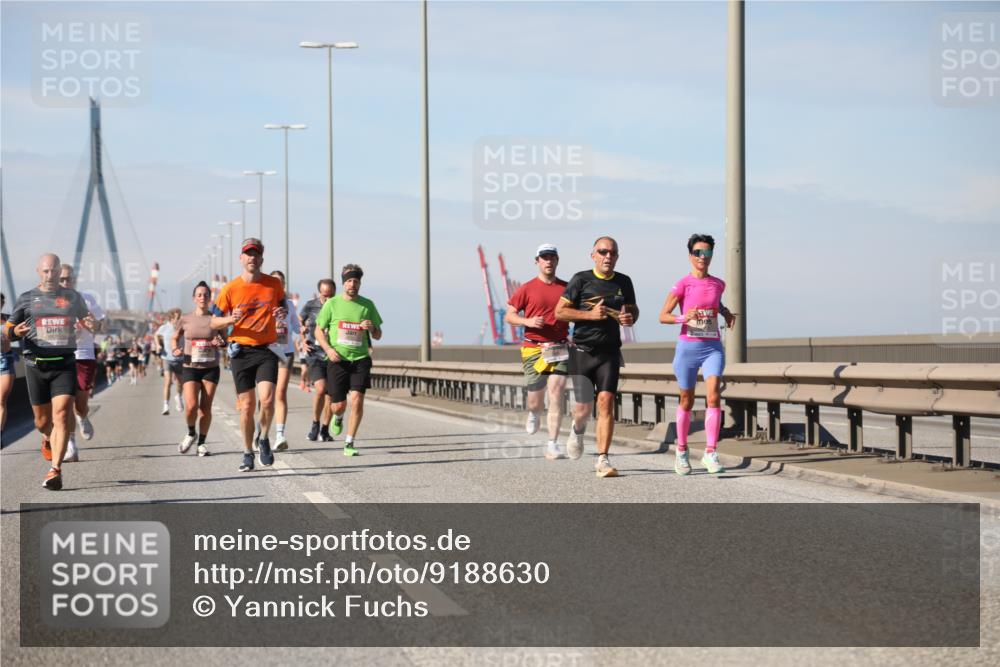 03.10.2025 - Köhlbrandbrückenlauf Yannick Fuchs http://msf.ph/oto/9188630 03.10.2025 11:47:54 Position 3 5670 meine-sportfotos.de