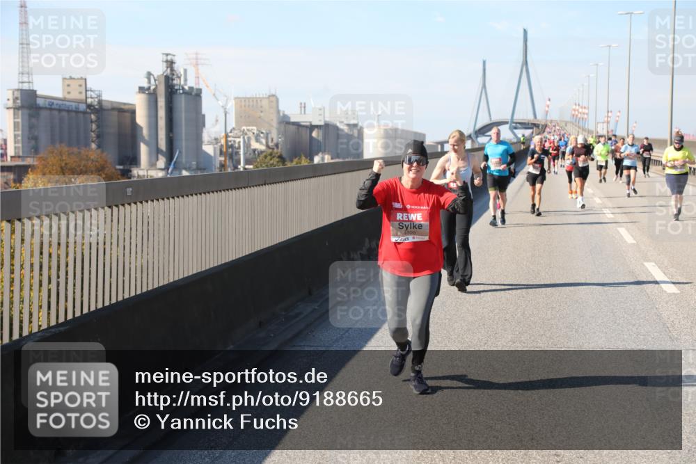 03.10.2025 - Köhlbrandbrückenlauf Yannick Fuchs http://msf.ph/oto/9188665 03.10.2025 12:08:02 Position 3 4800 meine-sportfotos.de
