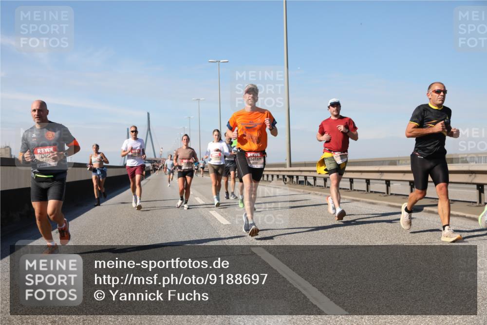 03.10.2025 - Köhlbrandbrückenlauf Yannick Fuchs http://msf.ph/oto/9188697 03.10.2025 11:47:58 Position 3 5670 meine-sportfotos.de
