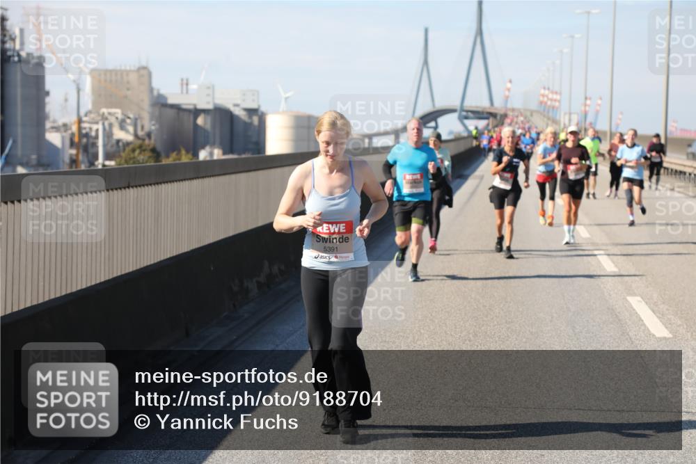 03.10.2025 - Köhlbrandbrückenlauf Yannick Fuchs http://msf.ph/oto/9188704 03.10.2025 12:08:05 Position 3 5391 meine-sportfotos.de