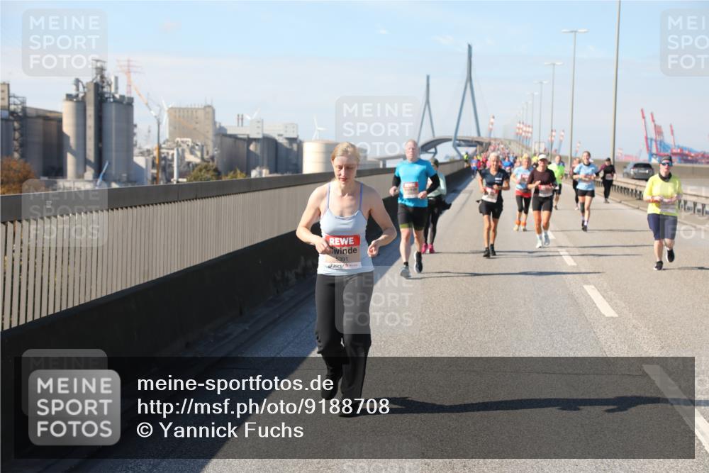 03.10.2025 - Köhlbrandbrückenlauf Yannick Fuchs http://msf.ph/oto/9188708 03.10.2025 12:08:05 Position 3 5391 meine-sportfotos.de