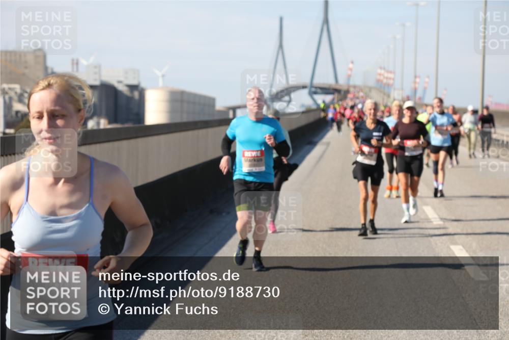 03.10.2025 - Köhlbrandbrückenlauf Yannick Fuchs http://msf.ph/oto/9188730 03.10.2025 12:08:06 Position 3 5391 meine-sportfotos.de
