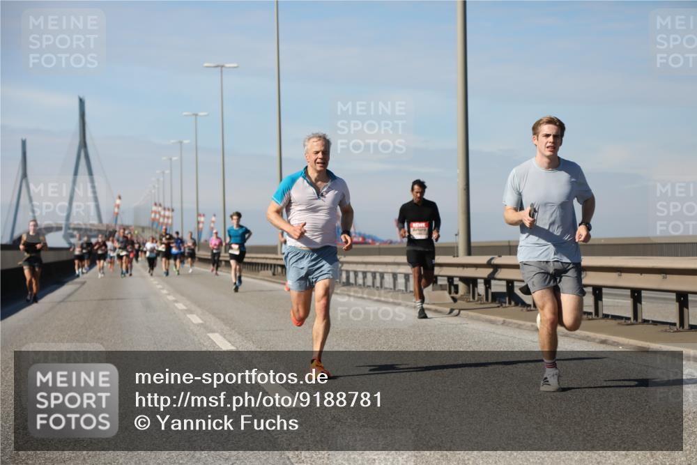 03.10.2025 - Köhlbrandbrückenlauf Yannick Fuchs http://msf.ph/oto/9188781 03.10.2025 11:48:04 Position 3  meine-sportfotos.de