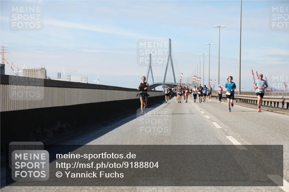 03.10.2025 - Köhlbrandbrückenlauf Yannick Fuchs http://msf.ph/oto/9188804 03.10.2025 11:48:07 Position 3  meine-sportfotos.de