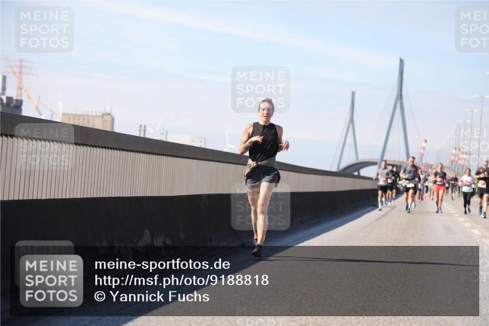 03.10.2025 - Köhlbrandbrückenlauf Yannick Fuchs http://msf.ph/oto/9188818 03.10.2025 11:48:10 Position 3  meine-sportfotos.de