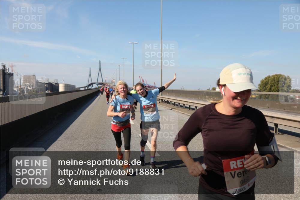 03.10.2025 - Köhlbrandbrückenlauf Yannick Fuchs http://msf.ph/oto/9188831 03.10.2025 12:08:14 Position 3 6736, 1, 6452 meine-sportfotos.de