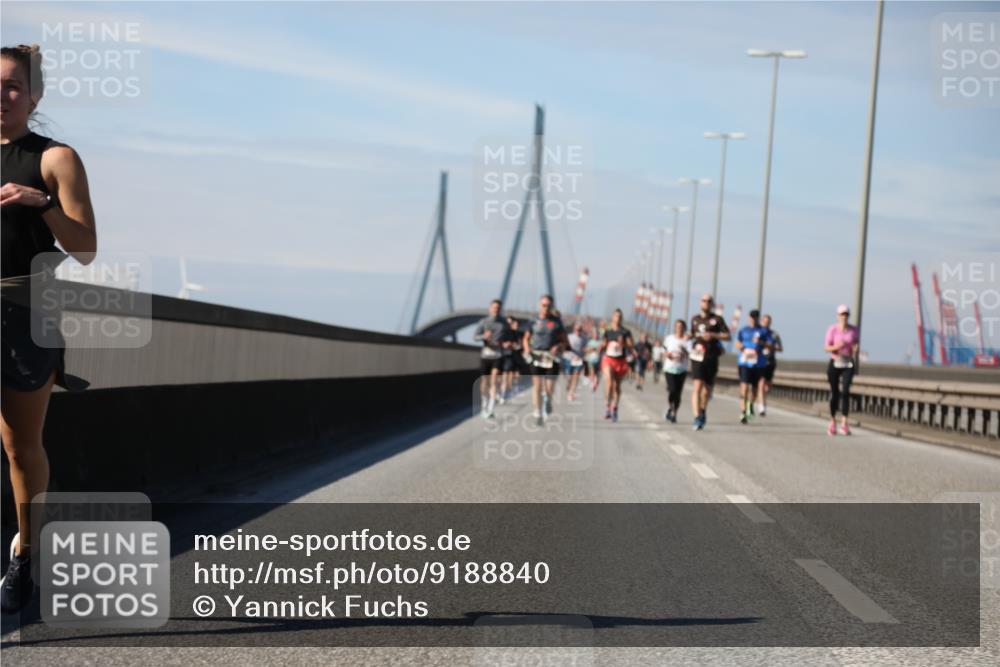 03.10.2025 - Köhlbrandbrückenlauf Yannick Fuchs http://msf.ph/oto/9188840 03.10.2025 11:48:12 Position 3  meine-sportfotos.de