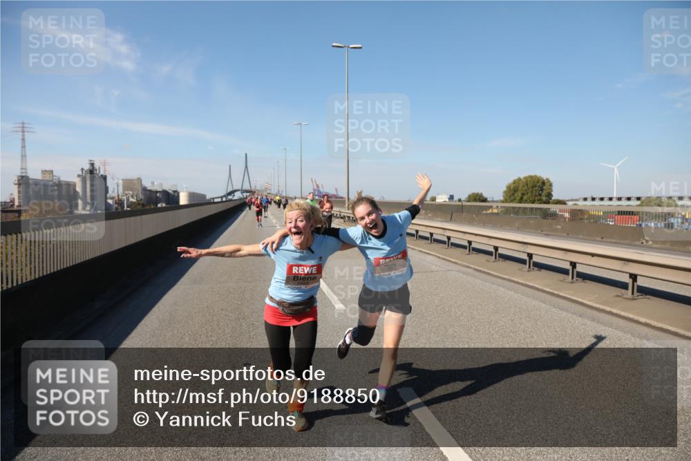 03.10.2025 - Köhlbrandbrückenlauf Yannick Fuchs http://msf.ph/oto/9188850 03.10.2025 12:08:14 Position 3 6736 meine-sportfotos.de
