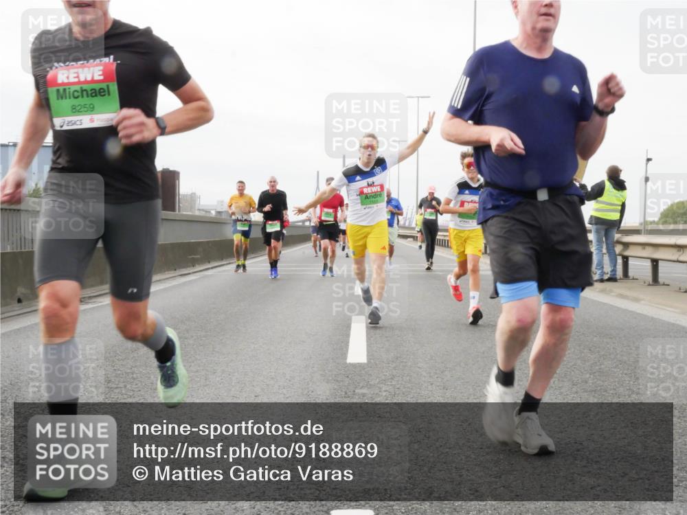 03.10.2025 - Köhlbrandbrückenlauf Matties Gatica Varas http://msf.ph/oto/9188869 03.10.2025 15:55:56 Position 3 8259 meine-sportfotos.de