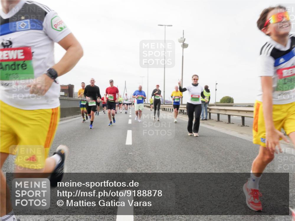 03.10.2025 - Köhlbrandbrückenlauf Matties Gatica Varas http://msf.ph/oto/9188878 03.10.2025 15:55:58 Position 3 7153, 444 meine-sportfotos.de