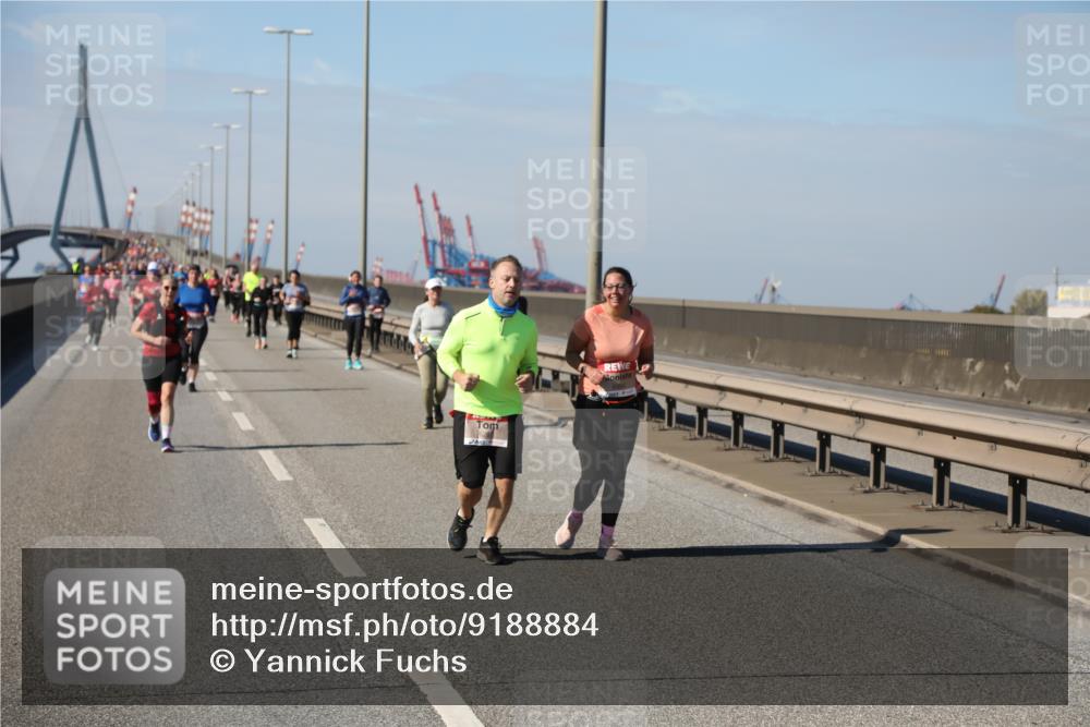 03.10.2025 - Köhlbrandbrückenlauf Yannick Fuchs http://msf.ph/oto/9188884 03.10.2025 12:08:16 Position 3  meine-sportfotos.de